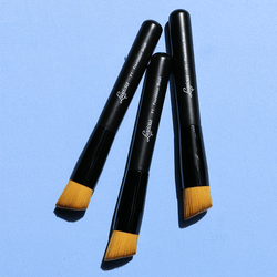 Buffing Foundation Brush - Luscious Cosmetics